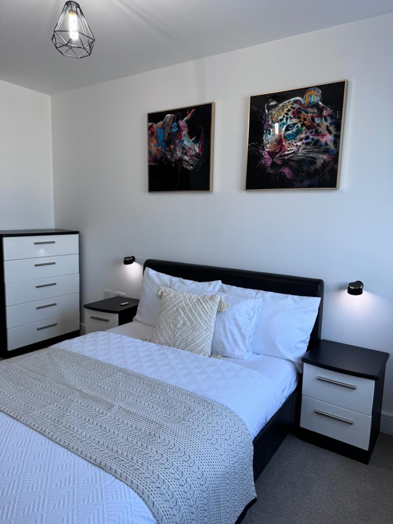 Mpe - Tranquil Oasis Entire Apartment Brompton (Kent)
